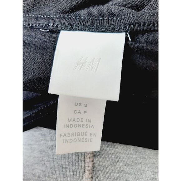 H&M black sz small short sleeve bodysuit - Picture 3 of 3